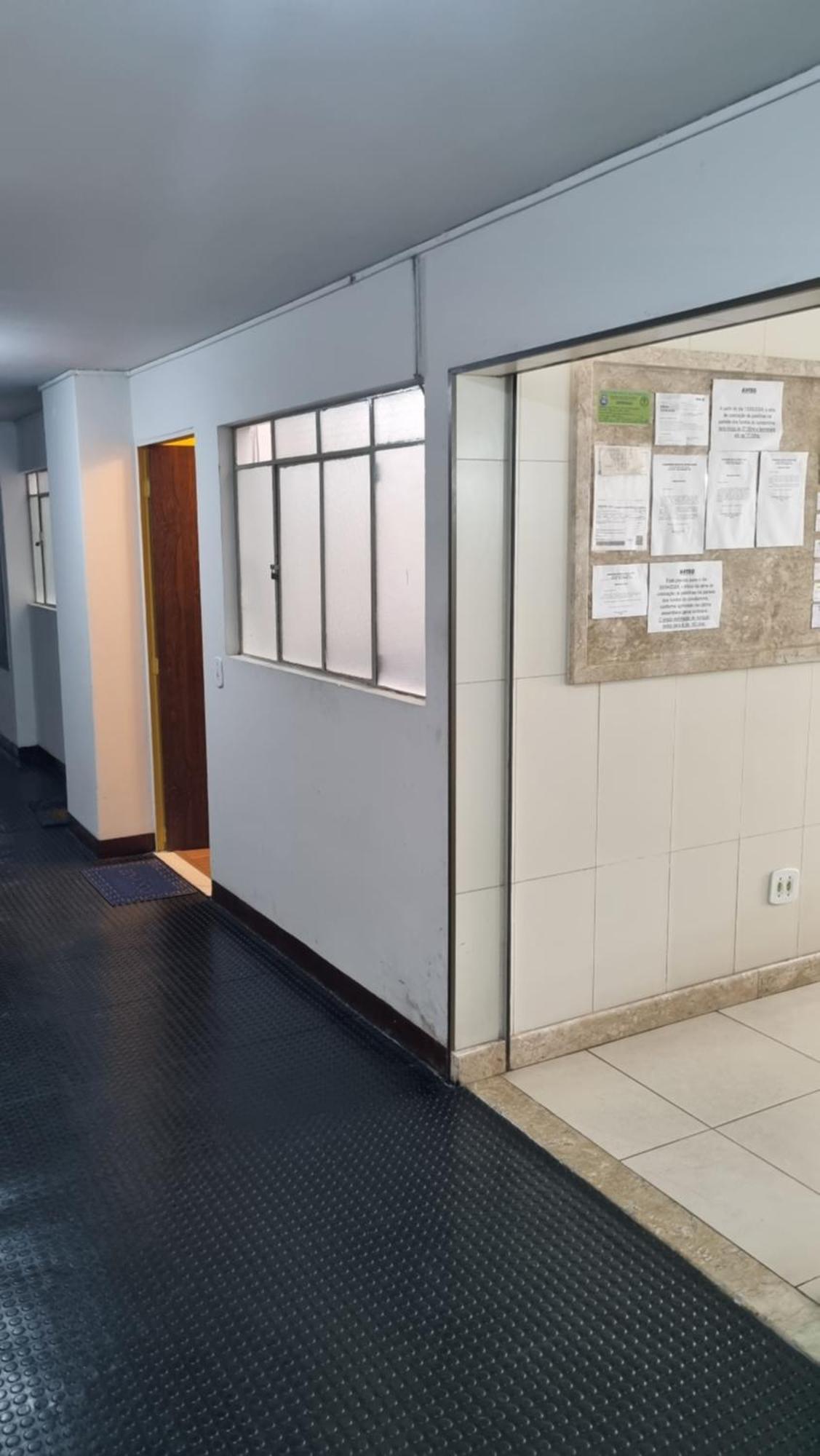 Terreo No Centro De - Com Estacionamento Na Rua Do Predio * Sao Lourenco (Minas Gerais)